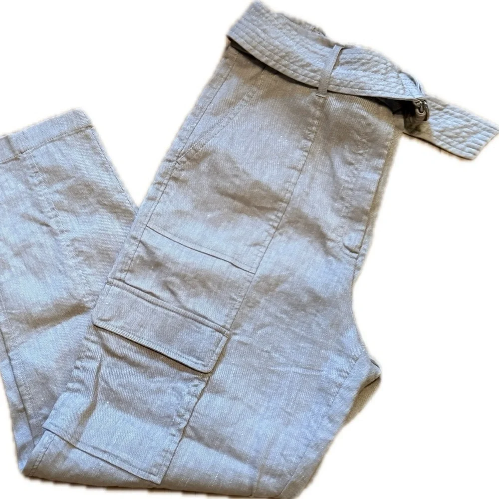 White House Black Market Beige Linen/Poly Blend Cargo Pants